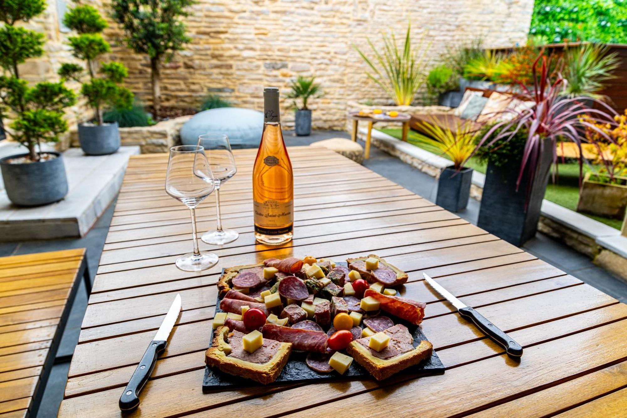 La Maison D'Ernest - Climatisee - Circuit Dijon Prenois Екстер'єр фото